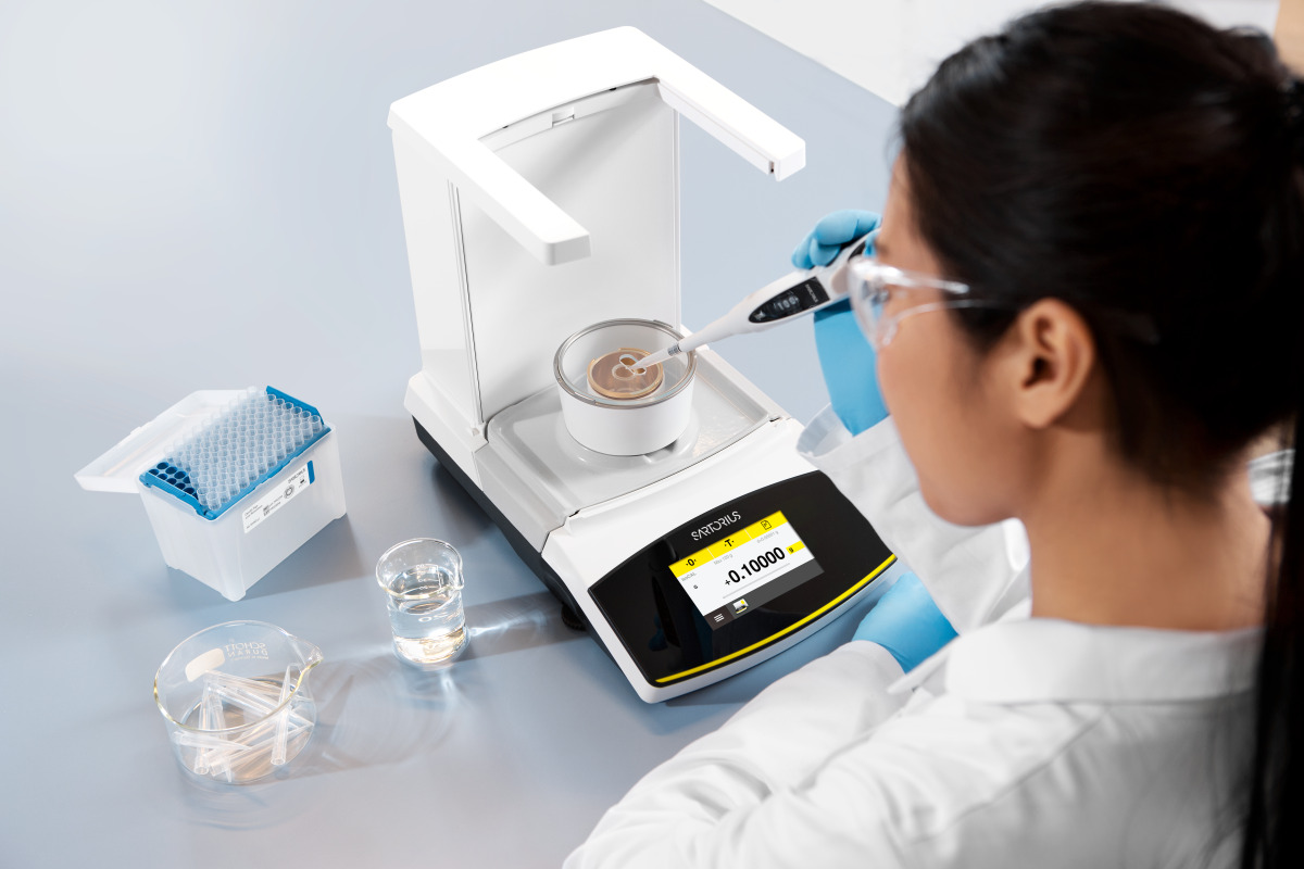 Analytical Balance